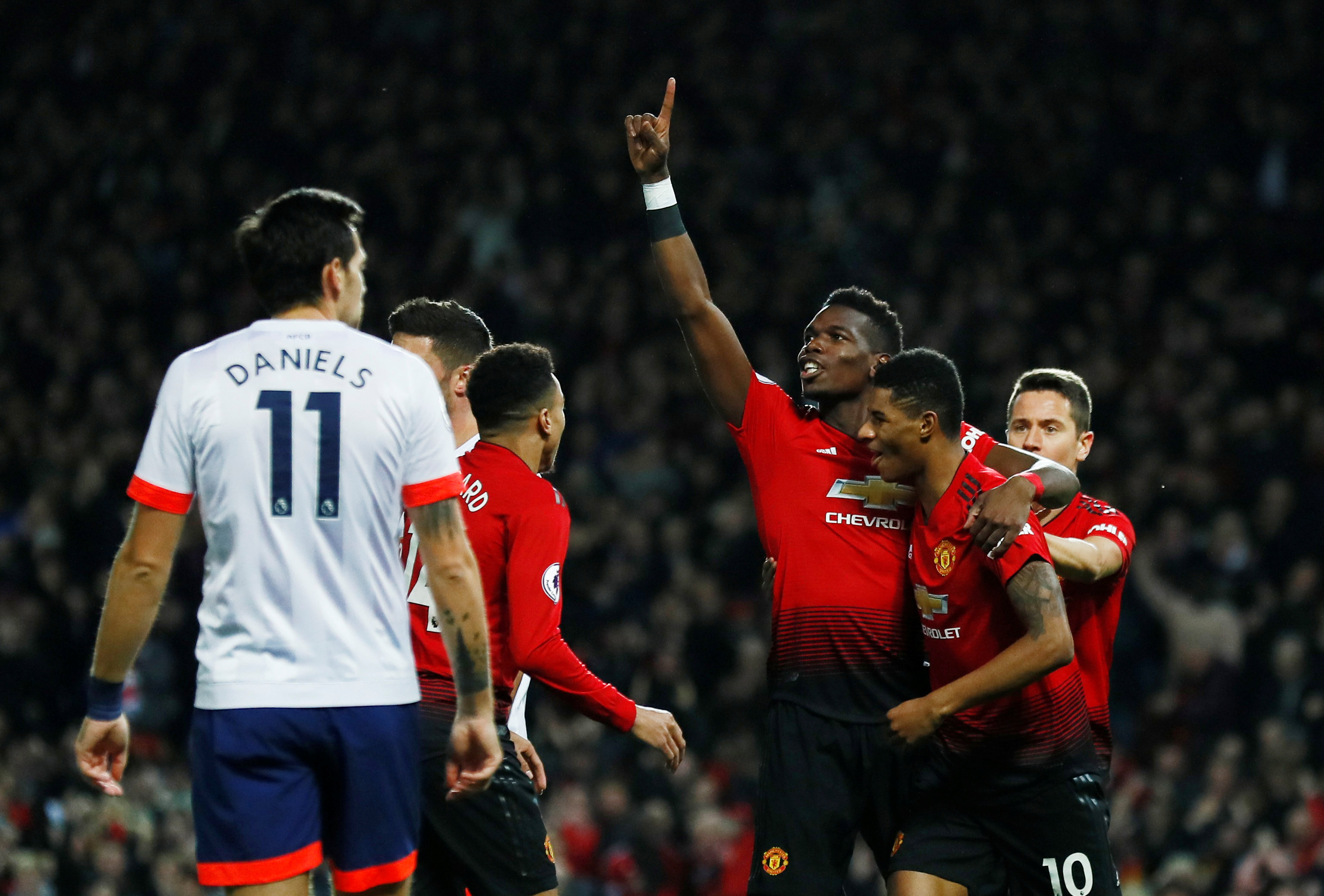 他以华丽的 他以华丽的